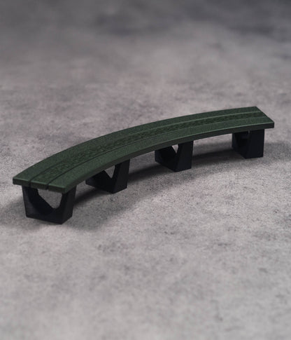 CURVED BENCH