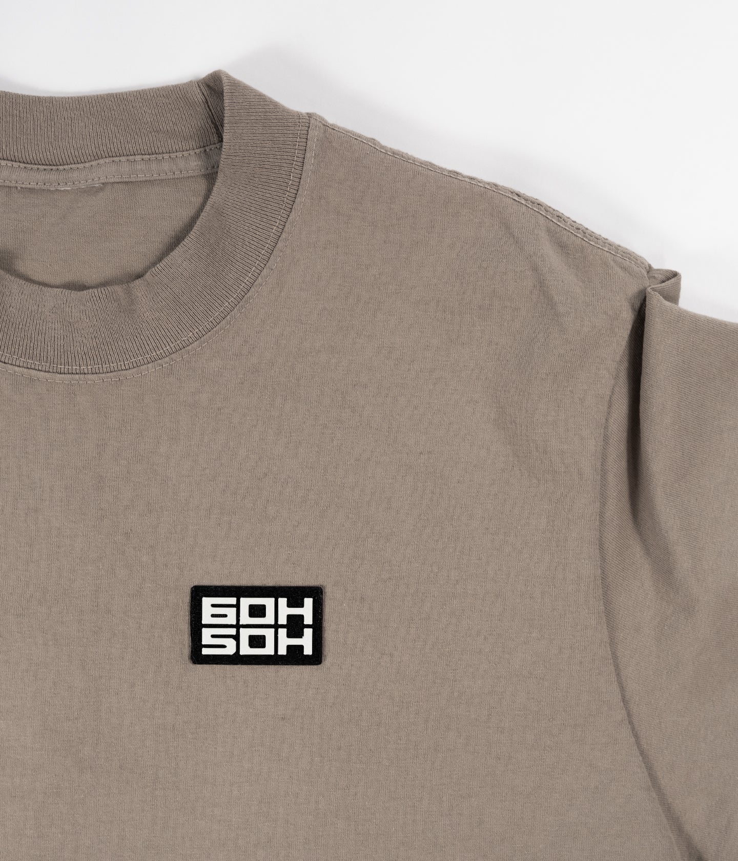 KHAKI GARMENT DYED 6OH5OH TEE