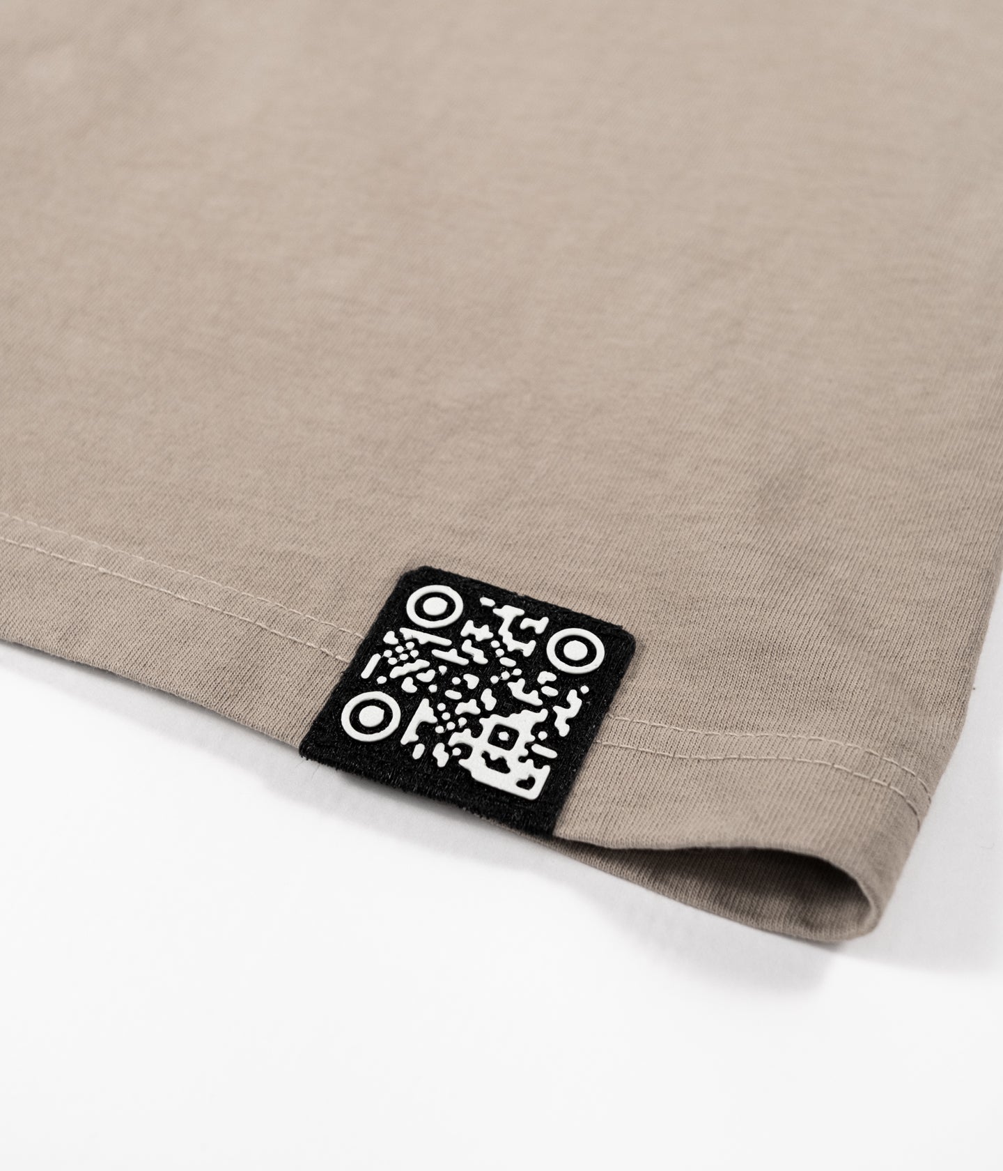 KHAKI GARMENT DYED 6OH5OH TEE